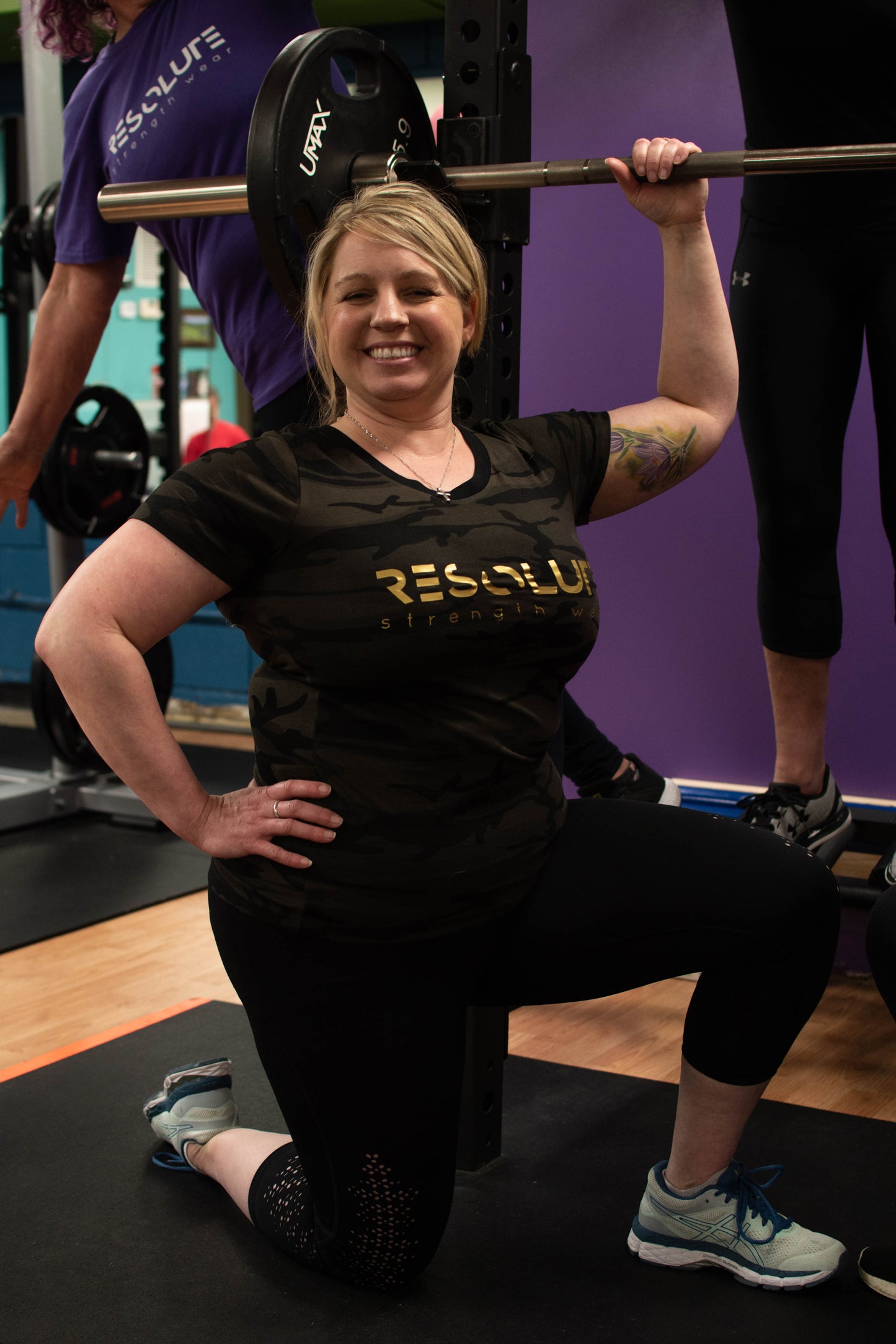 Resolute Curvy Tshirt - Black Camo - Resolute Strength Wear